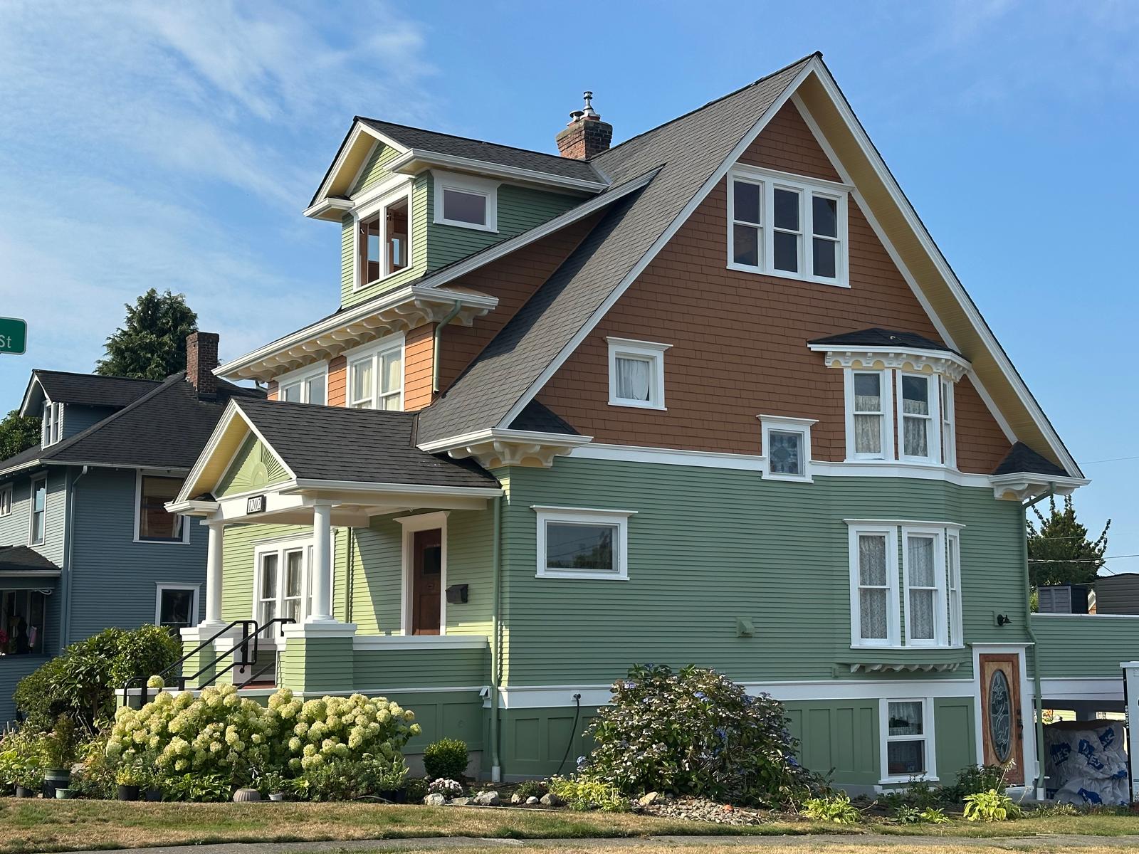 Exterior painting project in Everett WA with durable finishes and improved curb appeal.